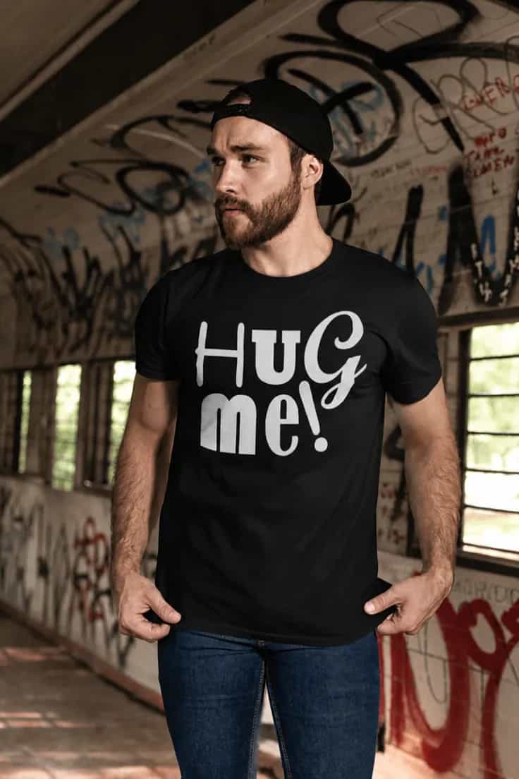 Morsom t-skjorte Hug me