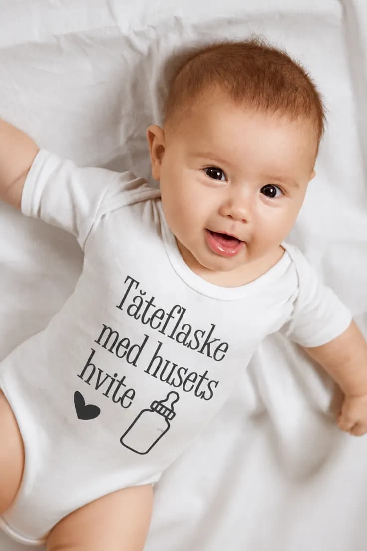 Baby-body Husets hvite – Tåteflaske med husets hvite
