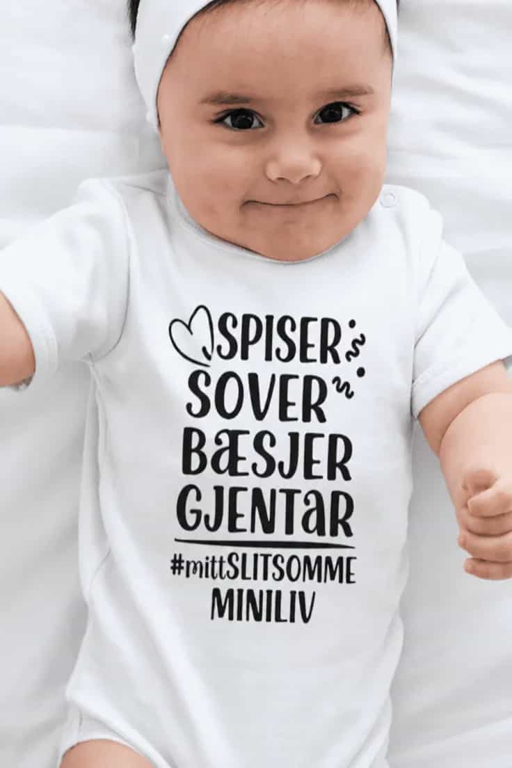 Baby-body Spiser sover bĂŚsjer gjentar â #mittSLITSOMME