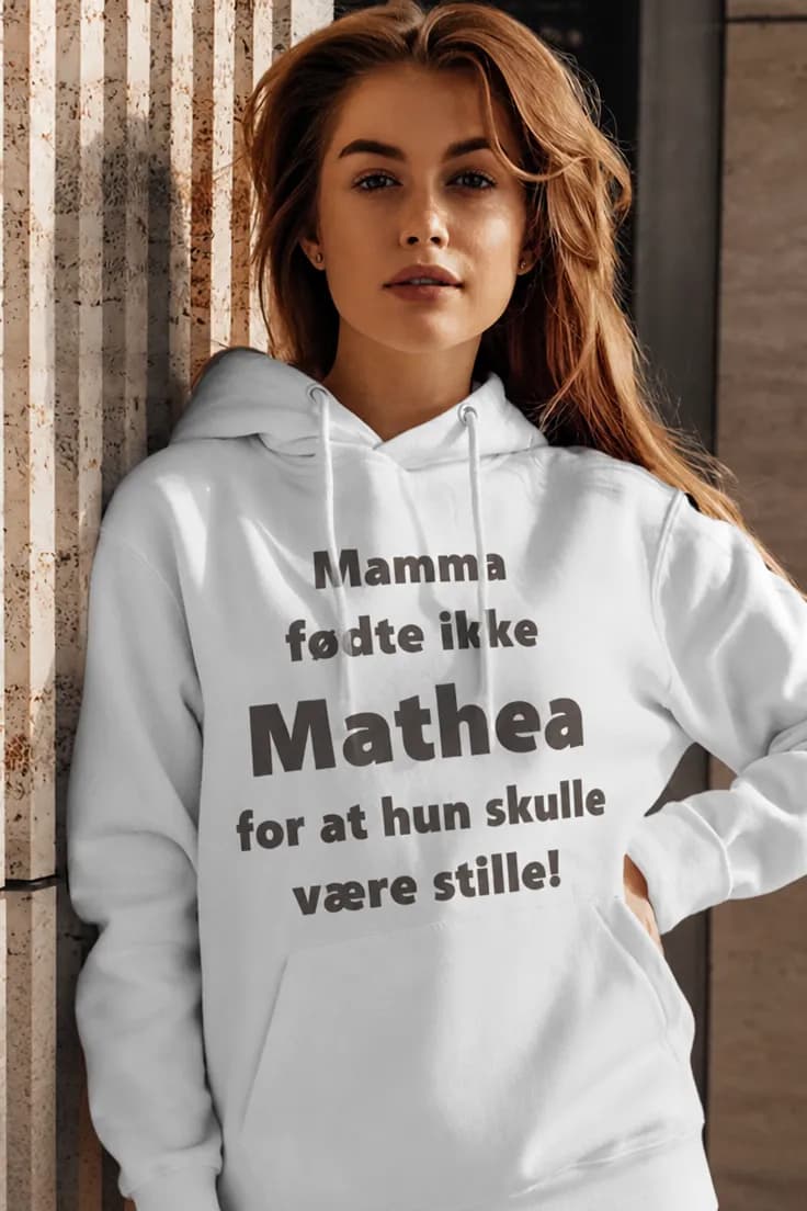 Genser Ikke vær stille med navn – Mamma fødte ikke