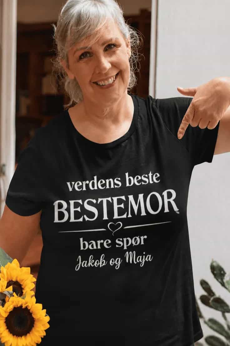 Morsom t-skjorte Beste bestemor med navn