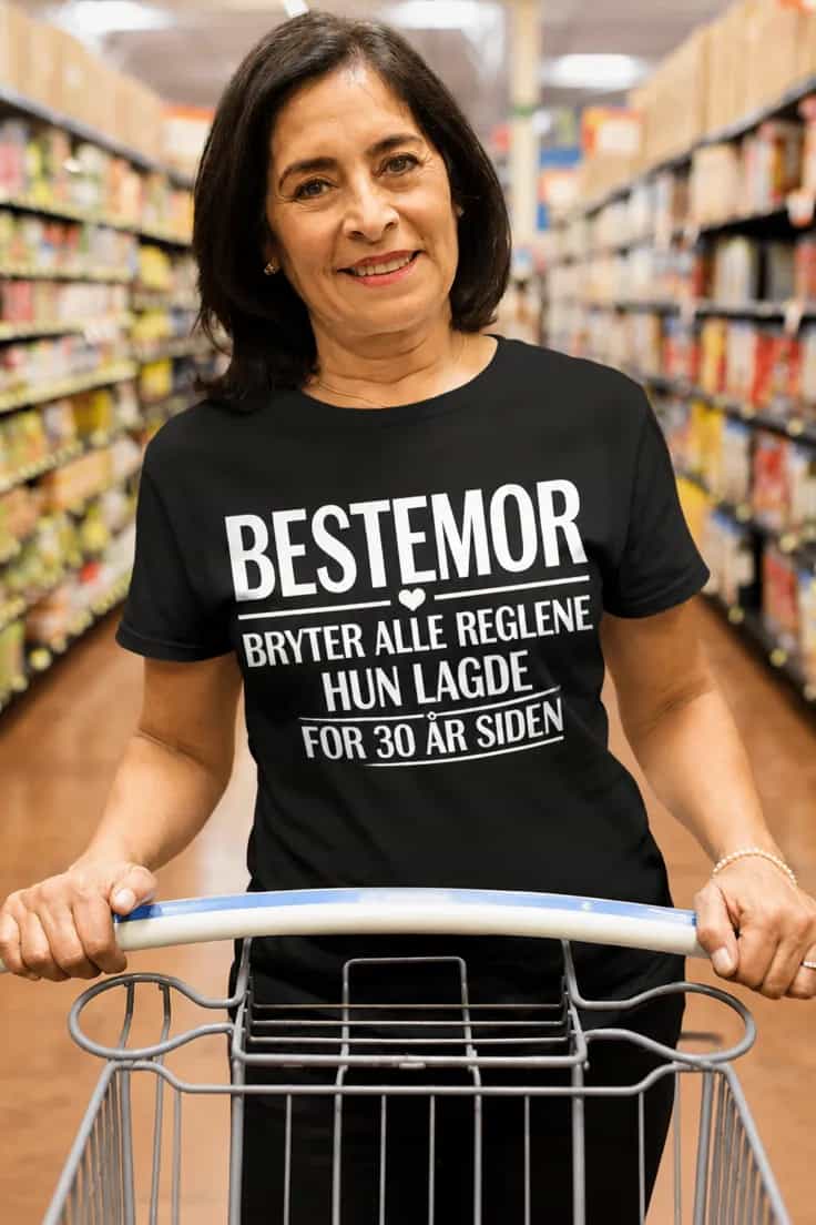 Morsom t-skjorte Bestemor bryter gamle regler