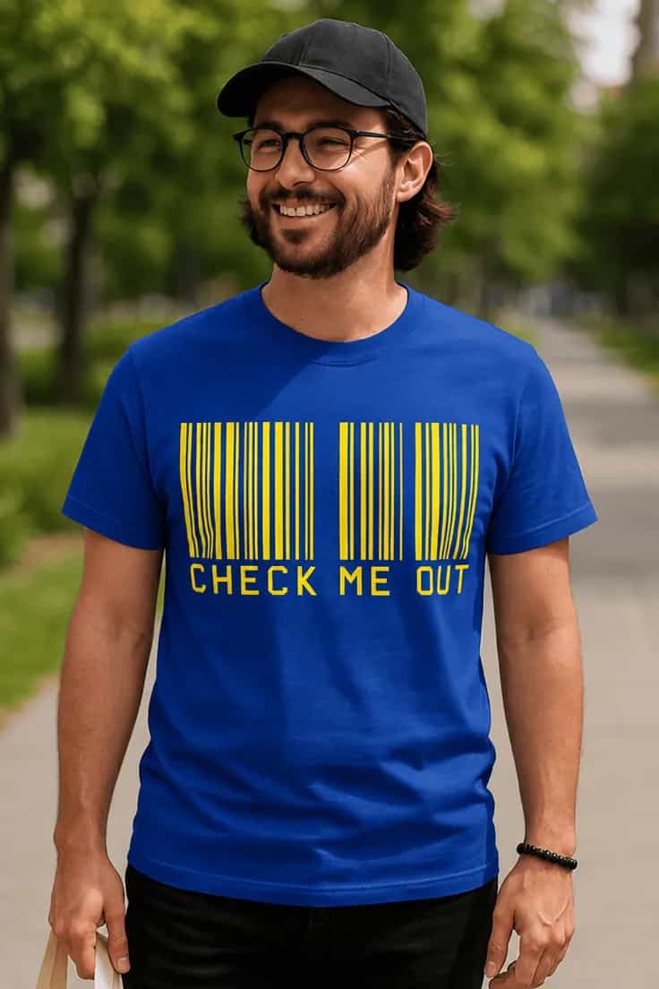 Morsom t-skjorte Check me out strekkode