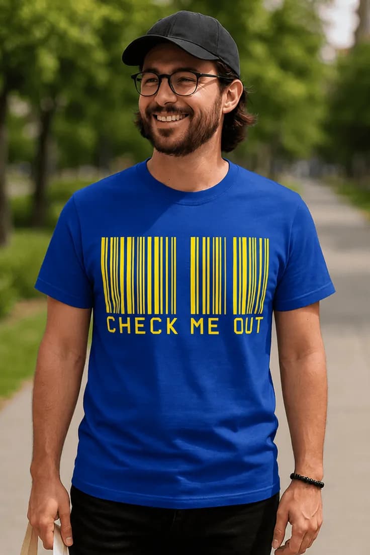 Morsom t-skjorte Check me out strekkode
