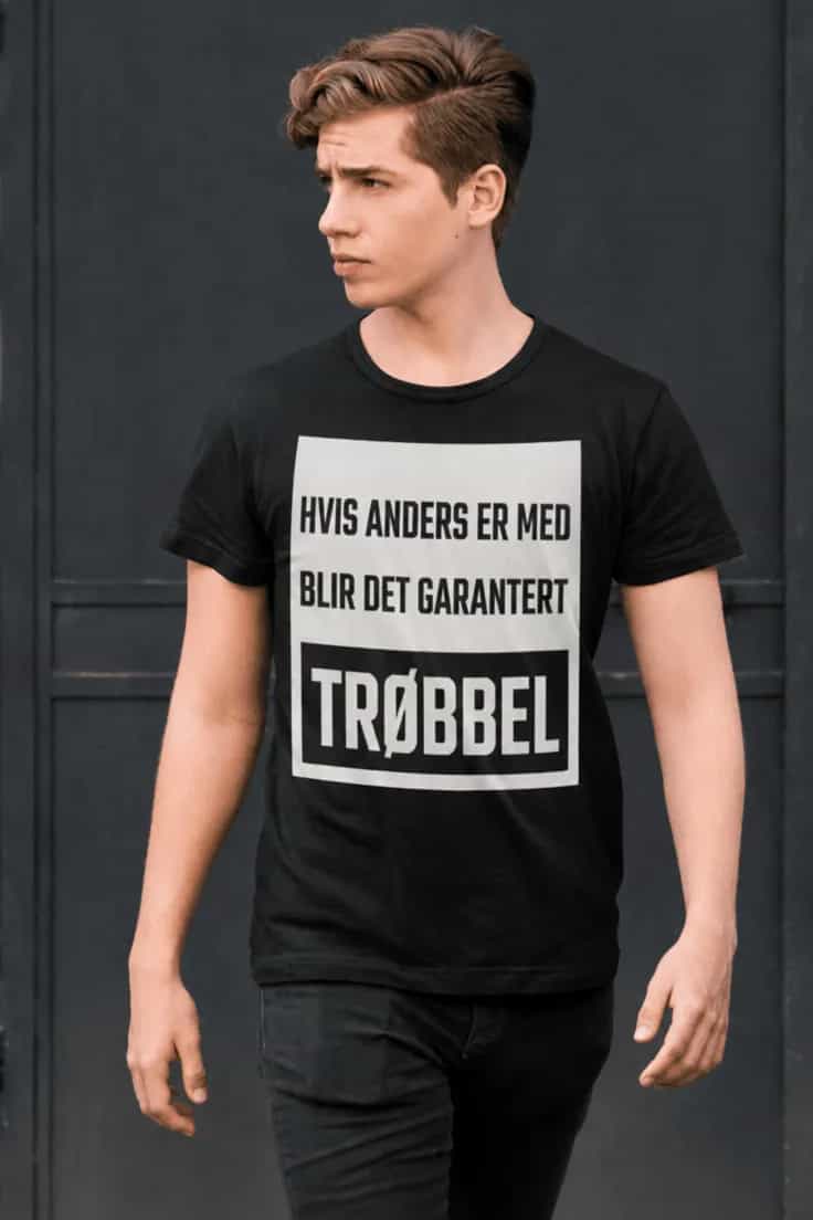 Morsom t-skjorte Garantert trøbbel med navn