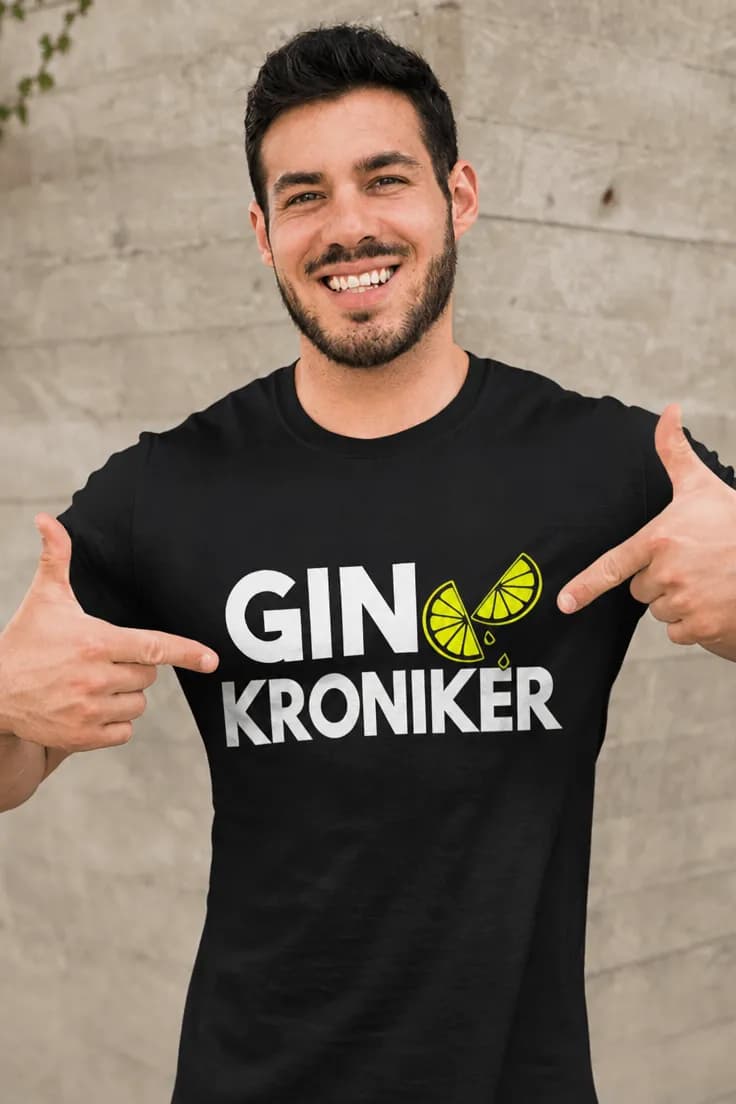 Morsom t-skjorte Gin kroniker – GIN KRONIKER