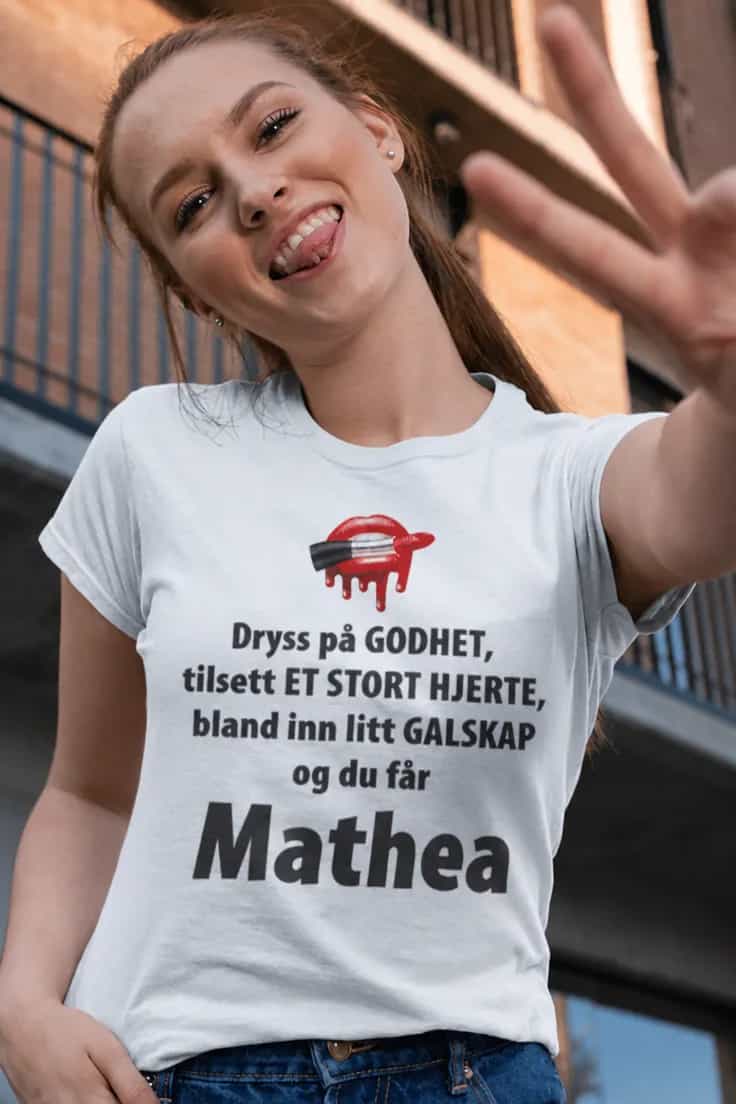 Morsom t-skjorte Godhet med navn – Mathea