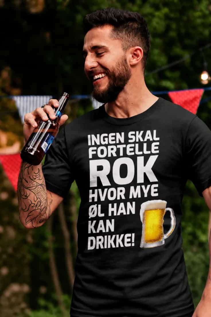 Morsom t-skjorte Ingen bestemmer ølmengden med ønsket navn