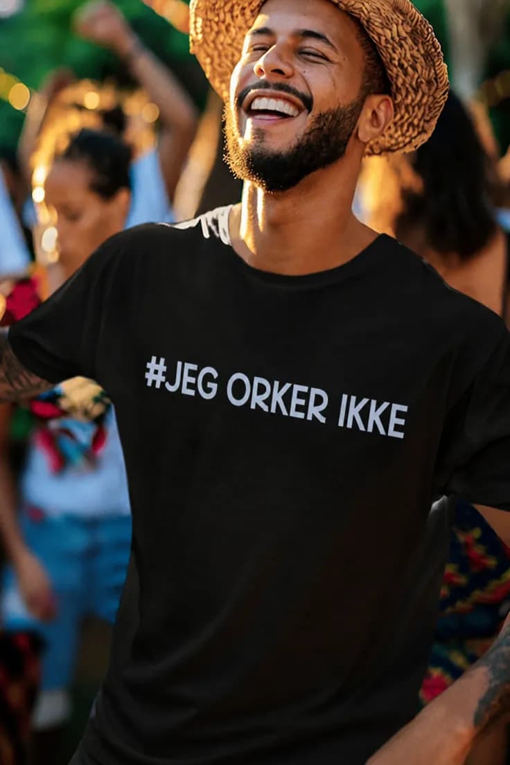 Morsom t-skjorte Jeg orker ikke #JEG ORKER IKKE