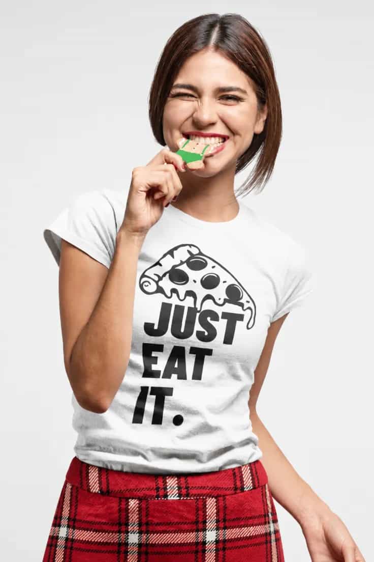 Morsom t-skjorte Just eat it pizza | JUST EAT IT..