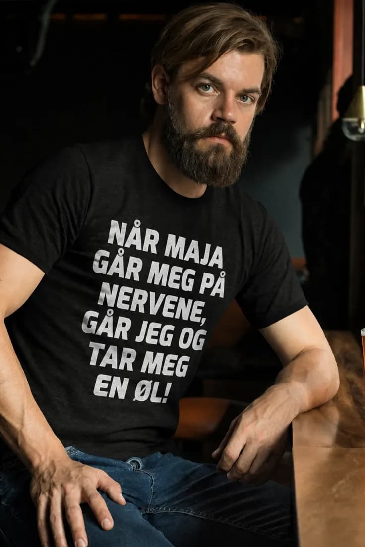 Morsom t-skjorte Øl når nervene ryker med navn