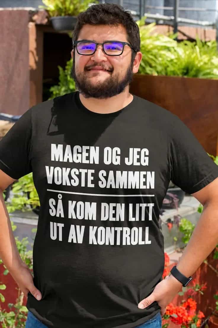 Morsom t-skjorte: Magen ute av kontroll versjon 2