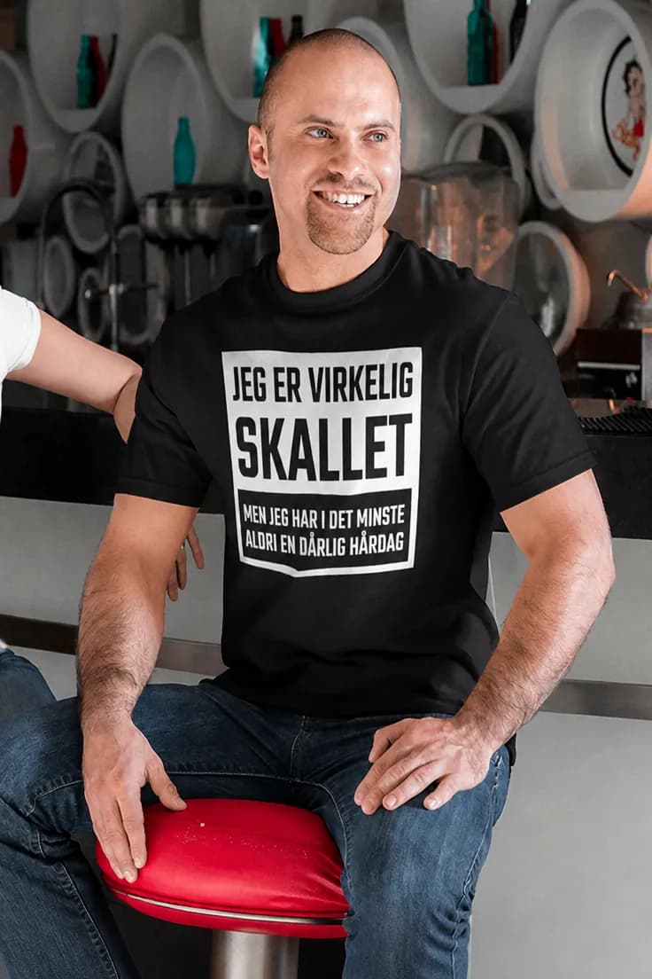 Morsom t-skjorte Skallet uten dårlig hårdag