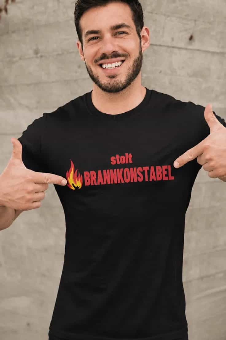 T-skjorte Stolt brannkonstabel for kvinner og menn
