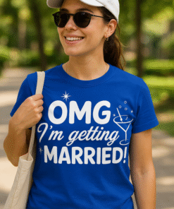 OMG I'm getting MARRIED - T-skjorte