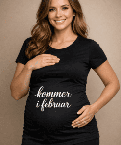 Gravid-t-skjorte «kommer i februar»