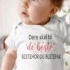 Baby-body beste besteforeldre med teksten Dere skal bli de beste BESTEMOR OG BESTEFAR