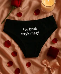 Dameundertøy Stryk meg før bruk t-skjorte med teksten Før bruk stryk meg!