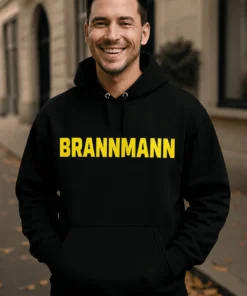 Genser brannmann med teksten BRANNMANN på trykket