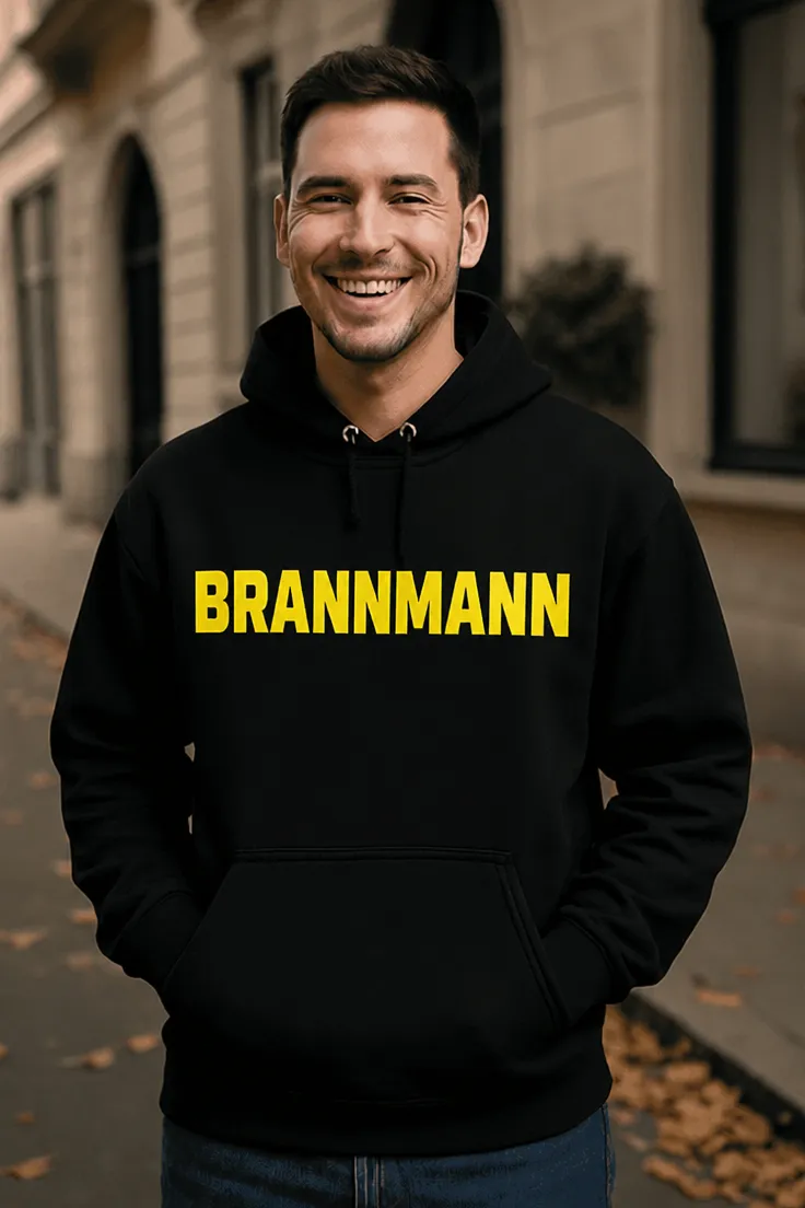 Genser brannmann med teksten BRANNMANN på trykket
