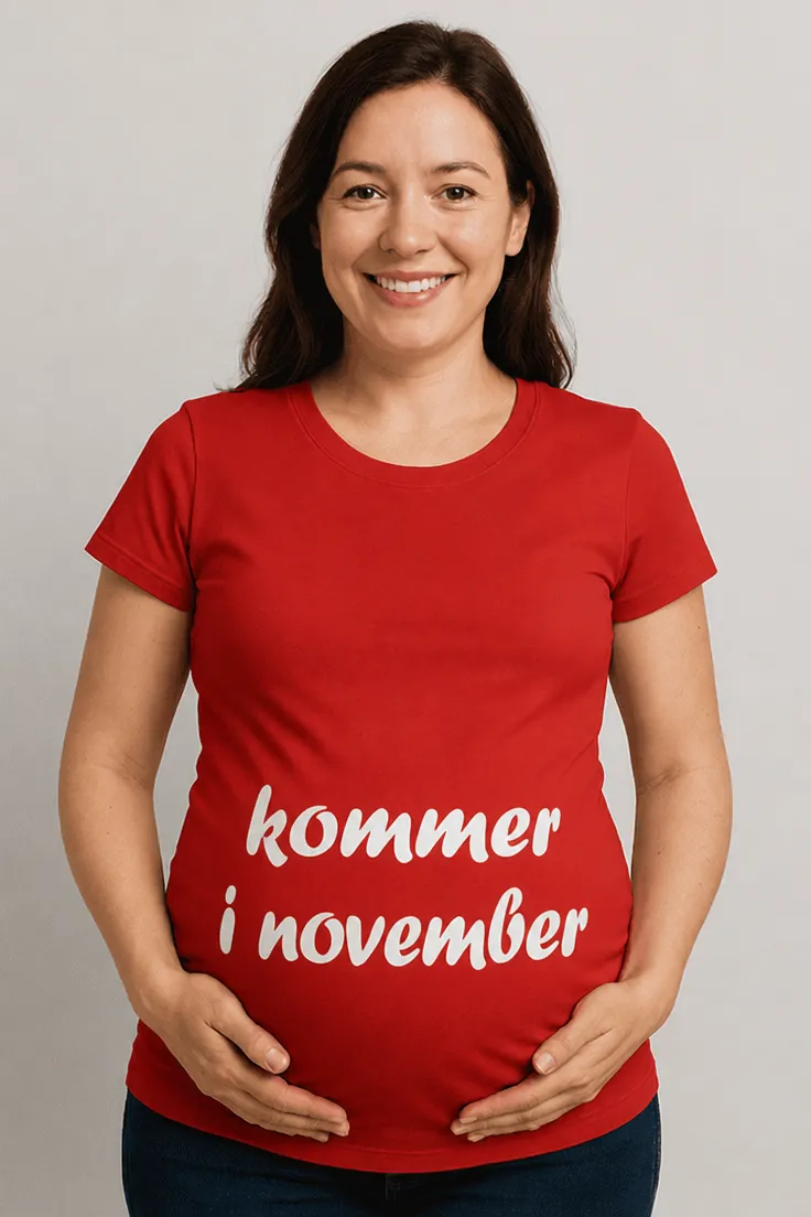 Gravid t-skjorte Kommer i november med teksten kommer i november på myk bomulls-t-skjorte