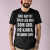 Morsom t-skjorte Bak rattet som Gud med humoristisk biltema som gave til sjåfør