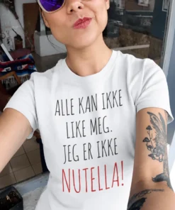 Morsom t-skjorte Nutella med humoristisk trykk og gaveidé