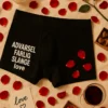 Morsomme boksershorts Advarsel farlig slange med humoristisk design og teksten ADVARSEL FARLIG SLANGE love