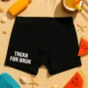 Morsomme boksershorts med teksten TREKK FØR BRUK som humoristisk gave